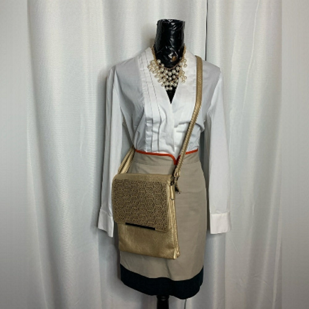 T Tahari Taupe Pencil Skirt
